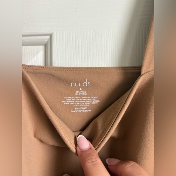 Nuuds Square Neck Tank bodysuit size Large - Picture 3 of 5
